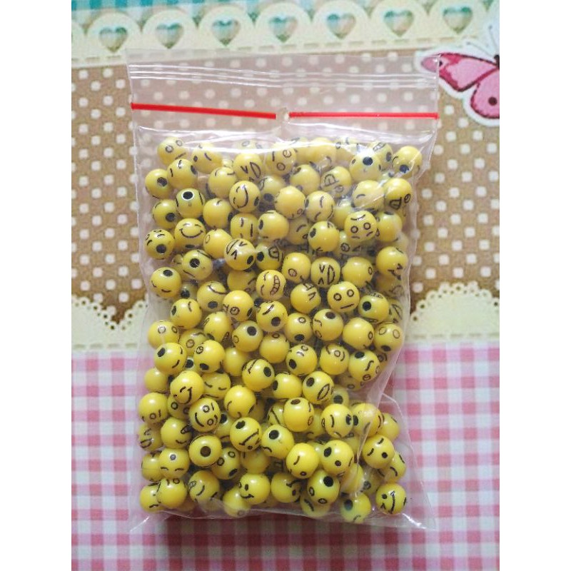 manik Mote meronce kalung masker smiley emoticon 50 gr