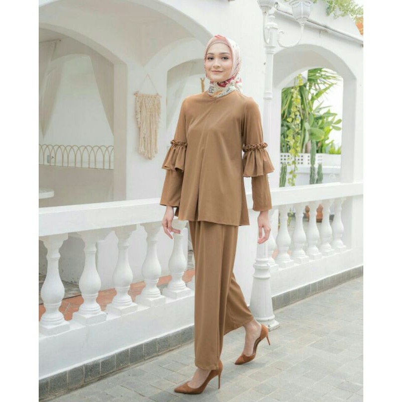 Alamanda Knit 1 set only S (preloved) wearing klamby