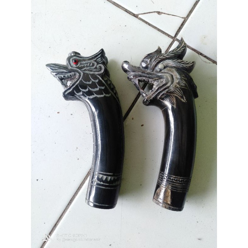 gagang bedog tanduk ukiran naga