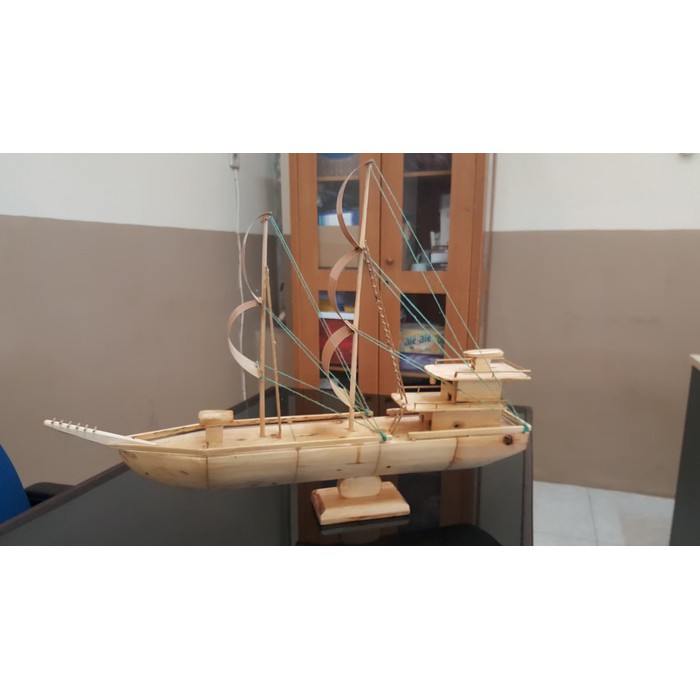 Miniatur Kapal Laut Pesiar