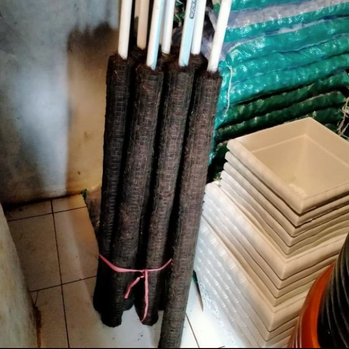 Penyangga Tanaman / turus 1meter
