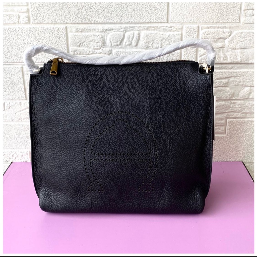 Tas Wanita Branded Etienne Aigner Stella Leather Signature Logo Hobo Bag Black - 100% Original - Hop