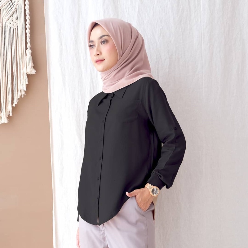 KEMEJA KERJA WANITA / KEMEJA PUTIH FORMAL WANITA / KEMEJA POLOS PUTIH KERJA / KEMEJA POLA KECIL-Kemeja wanita HITAM