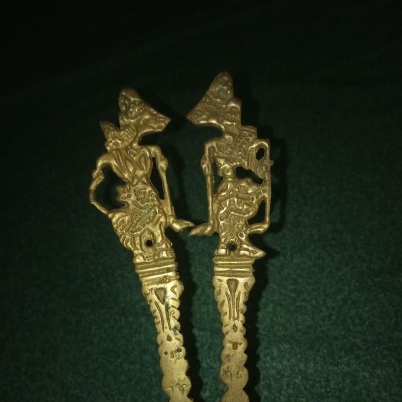 barang antik, sendok garpu wayang