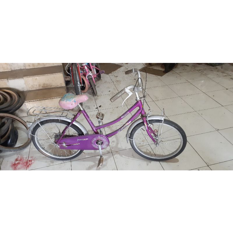 Sepeda rinjing sepeda mini sepeda cewek sepeda anak perempuan sepeda keranjang sepeda keranjang anak