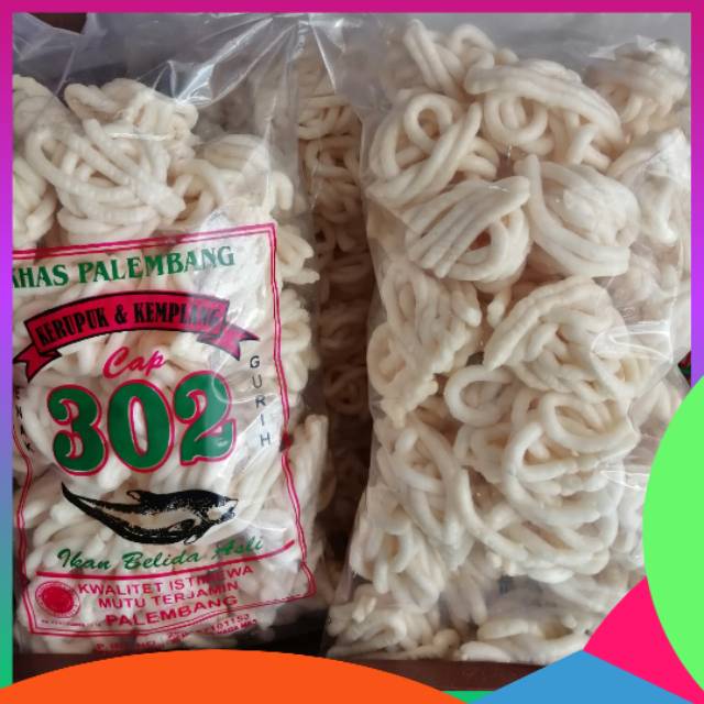 

Kerupuk Palembang Sanggul 500 Gram Cap 302 Kualitas No.02 Ikan Kakap Super