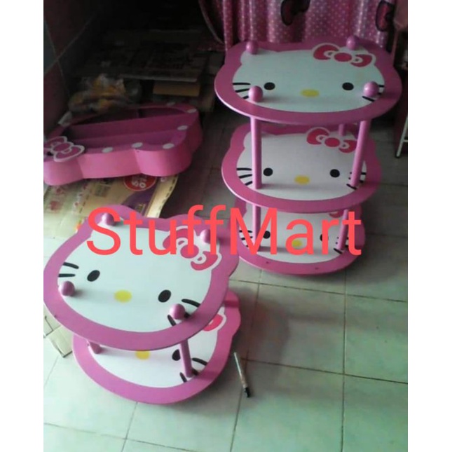 Rak susun Hello Kitty