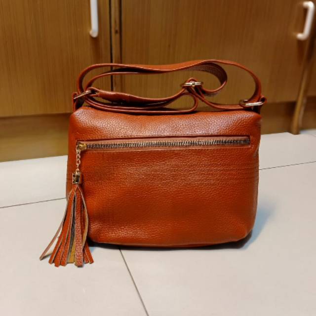 TAS SELEMPANG WANITA KUKIT SAPI ASLI SAVVY MERAH BATA