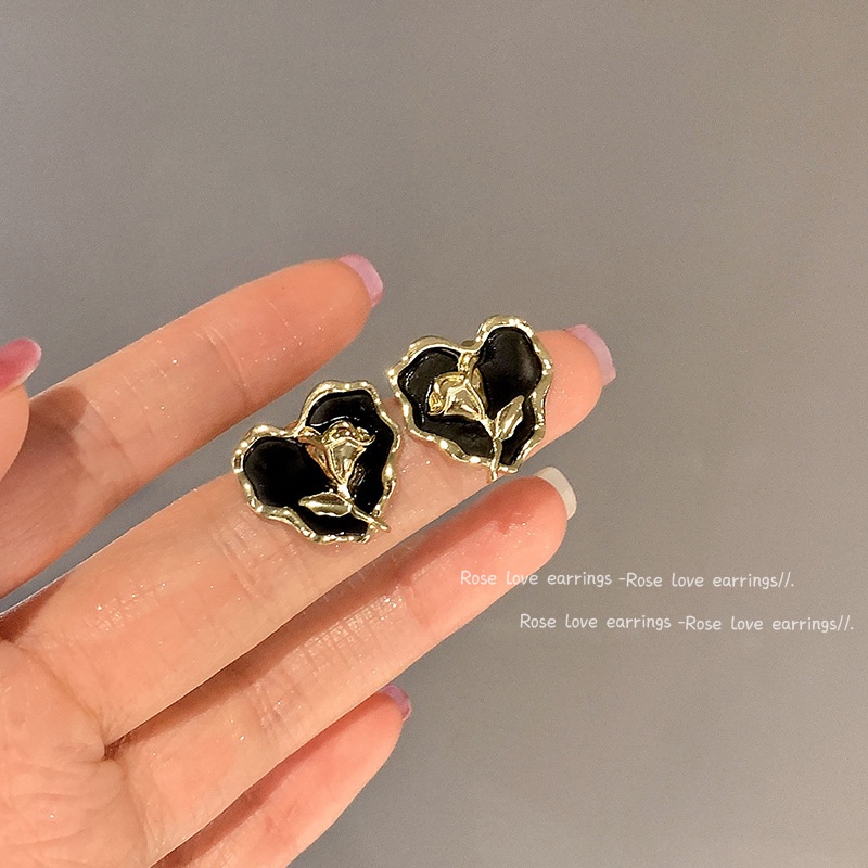 Anting Tusuk Motif Bunga Tulip Ala Vintage / Perancis Untuk Wanita