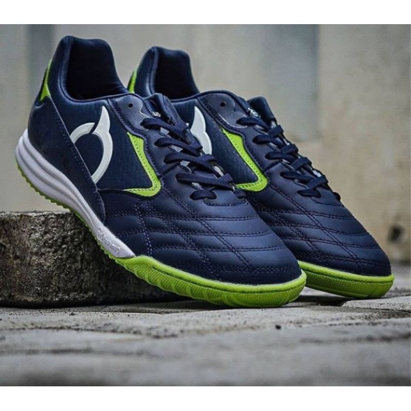 Sepatu Futsal Forte Luminare IN