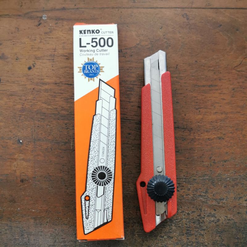 

PISAU CUTTER KENKO