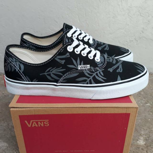 vans authentic motif