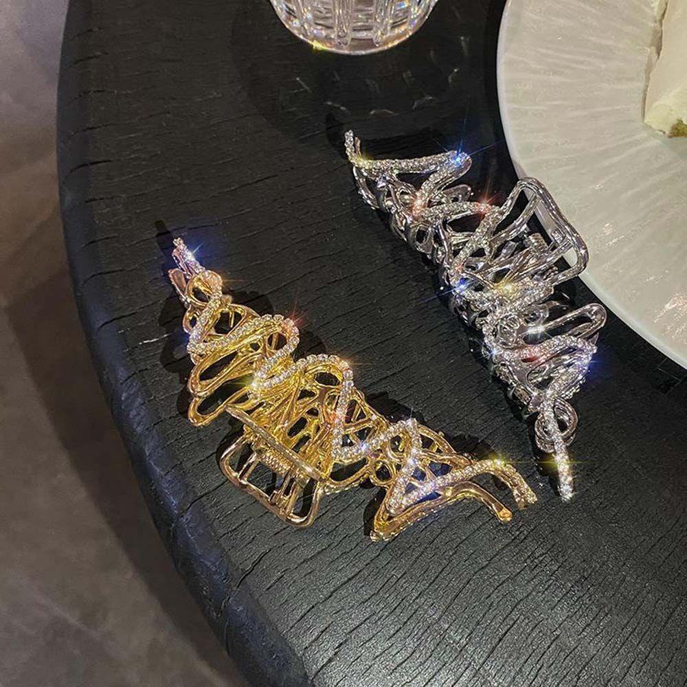 Augustina Irregular Hair Claw Elegan Shiny Harajuku Aksesoris Rambut Berlian Tidak Teratur Logam Jepit Besar Gaya Korea