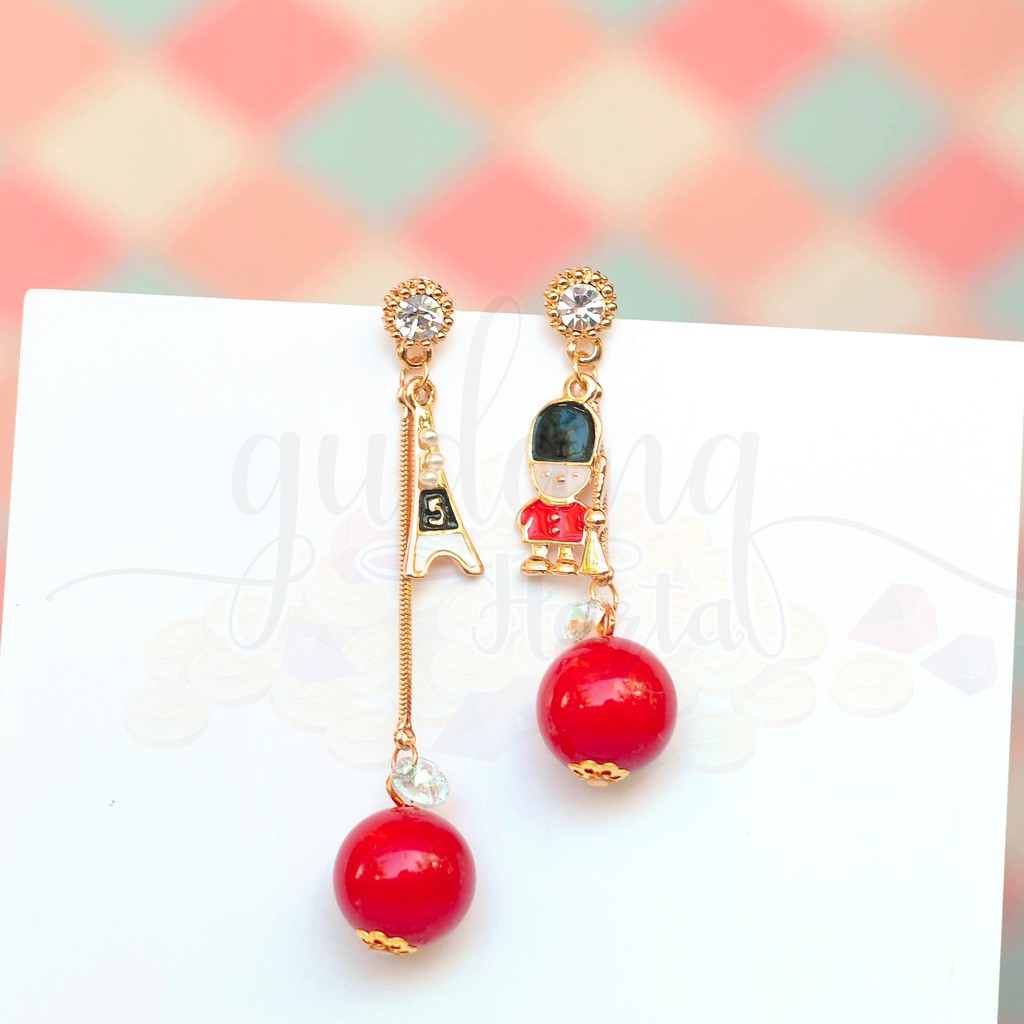 Anting Stud Royal Army And Tower Lucu Unik Asimetris GH 203380