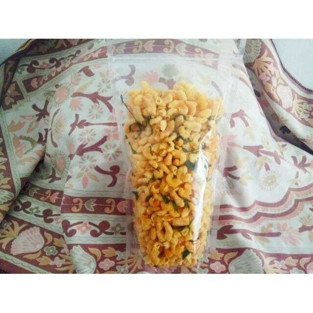 

Makaroni Daun Jeruk Gurih dan Renyah