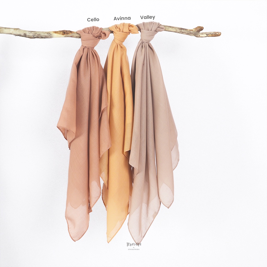 Tesavara | Minerva Scarf | Jilbab Segiempat Katun Paris