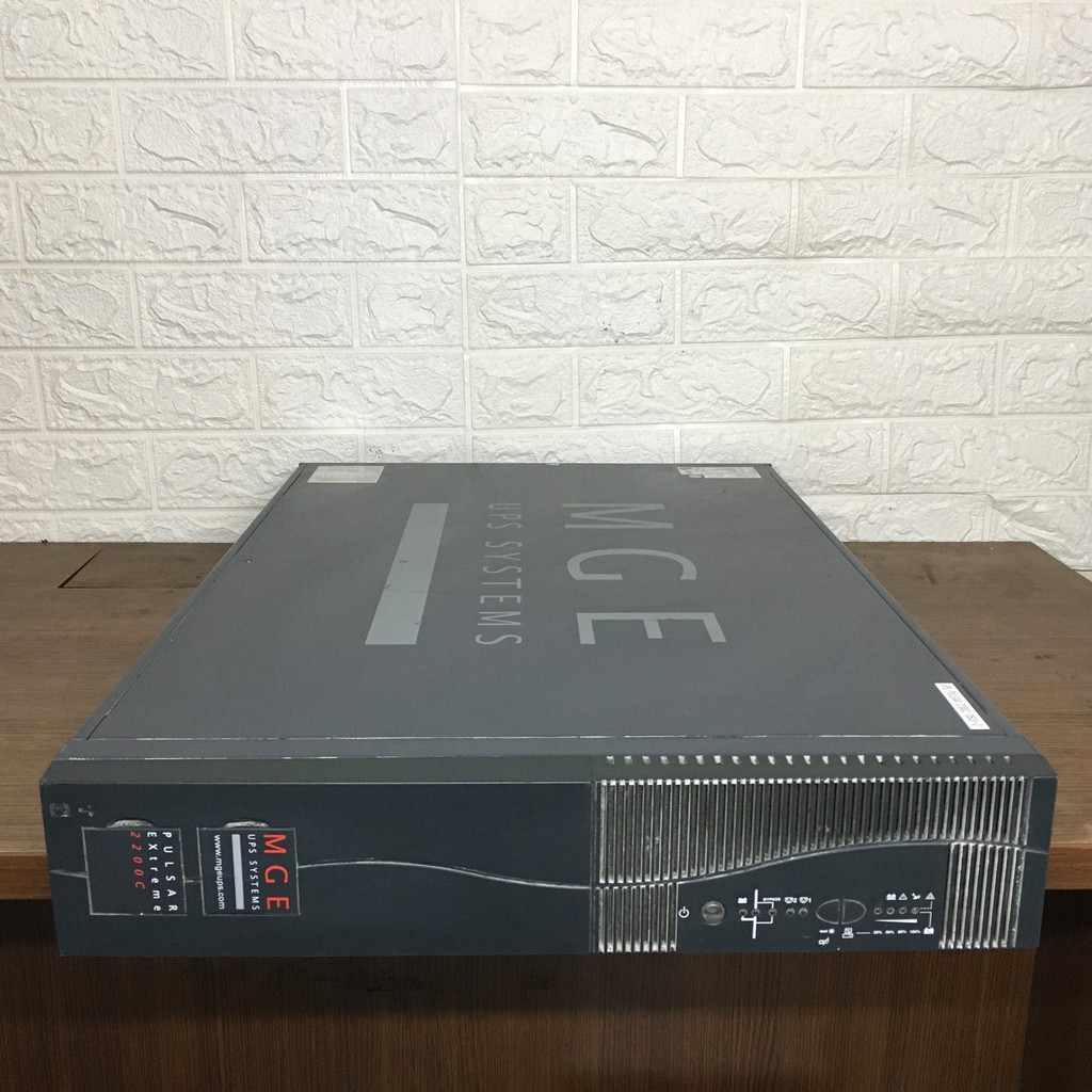 UPS Pulsar Extreme 2200va