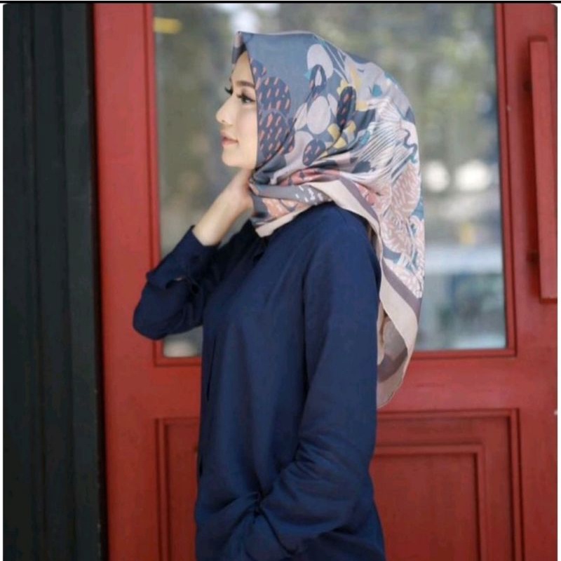 Kinaya preloved / kinaya Naomi scarf Preloved