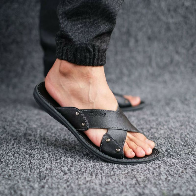 BRLN 003 Black Sandal Pria Casual Kulit Asli Terbaru Sendal Slide Selop Santai Harian Warna Hitam