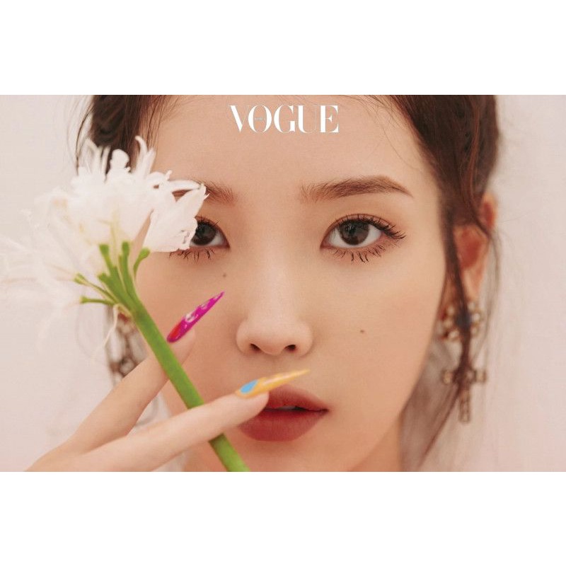 Vogue Korea magazine November 2022 IU Cover, KAI, AESPA, Son Sukku, Park  Eun-bin