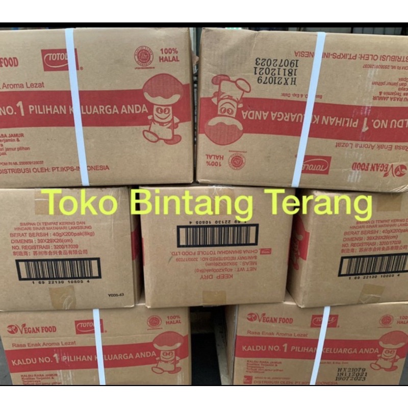 

Kaldu Jamur Totole 40 gr 1 Dus isi 200 pcs x 40 gram / Bumbu Totole 40gr per Karton / Halal MUI Mokucing Vegetarian 40gr / 40gram