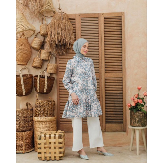 Daisy Tunic color Blue Light from Klamby Garden Series