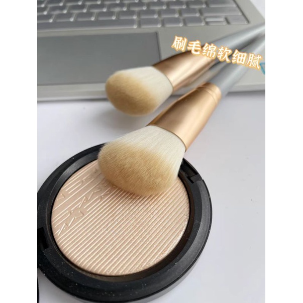 Kuas Blush On Boziya/ Kuas Make Up/ Kuas Bedak/ Brush