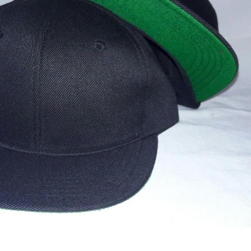 ♩ topi polos snapback hitam based hijau ❀