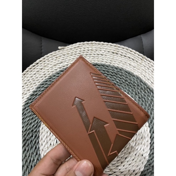 DOMPET PRIA LIPAT BAHAN KULIT SINTETIS FULL EMBOS HARDLINE DOMPET PRIA LIPAT MURAH MERIAH TEBAL DOMPET PRIA FULL EMBOS DOMPET COWOK LIPAT