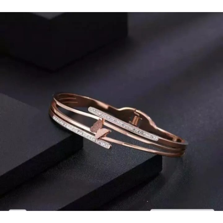 Gelang Mewah Korea Wanita Premium Titanium Berlian imitasi Bintang Berujung Lima Rumbai Bangle