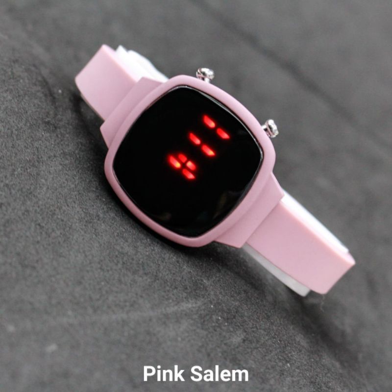 JAM TANGAN WANITA LED WATCH RETRO DIGITAL RUBBER