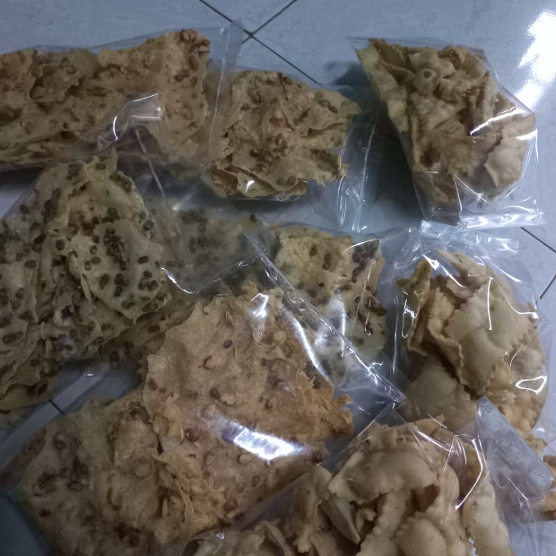 

Peyek Kacang