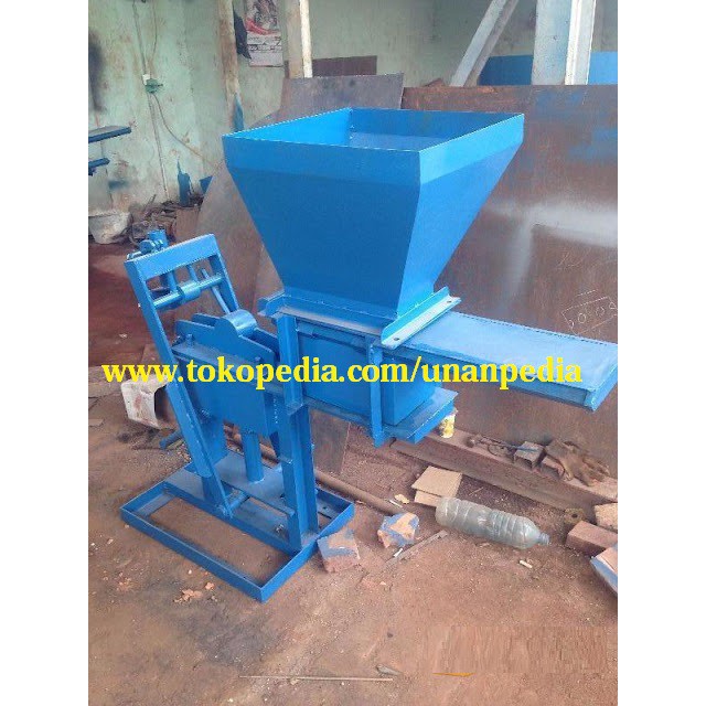 Alat Cetak Bata Interlock Tanpa Bakar / Mesin Cetak Bata Interlock Terbaru