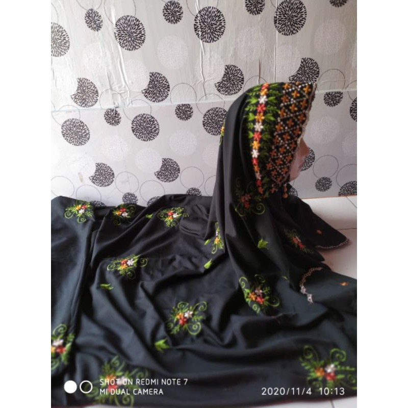 MUKENA TERUSAN POLINOVWARNA/MUKENA TERUSAN BORDIR/MUKENA BORDIR DEWASA/MUKENA TERUSA WARNA HITAM