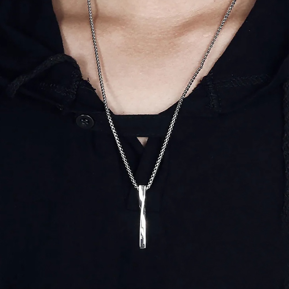 Needway  Simple Spiral Necklace Hip Hop Pendant Necklace Clavicle Chain Punk Creative Men Rectangle Minimalist Boys Fashion Jewelry/Multicolor