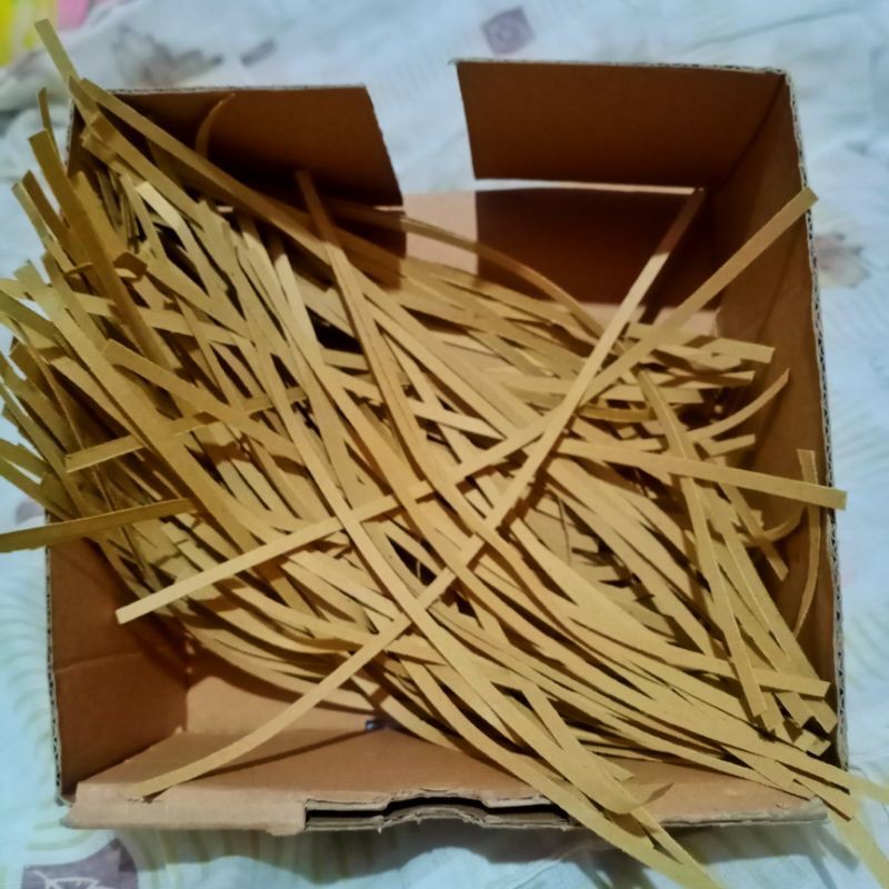 

Sheredded Paper coklat /50 gram