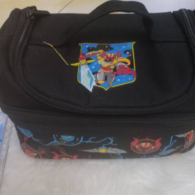Lunch box smiggle
