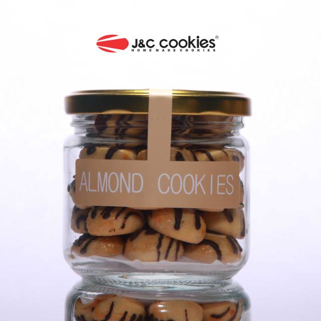 

Cookies in Jar - Almond Cookies (2 toples)