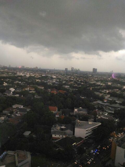 Spring Knife Grendel Jendela Selot Jendela