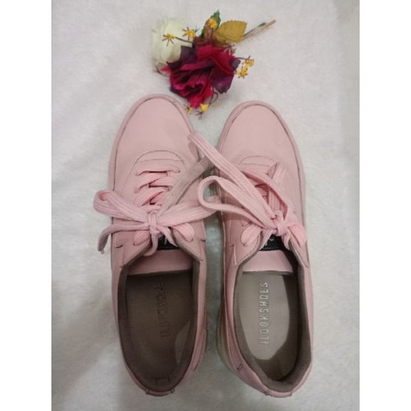 Sepatu I look Shoes ORI Preloved
