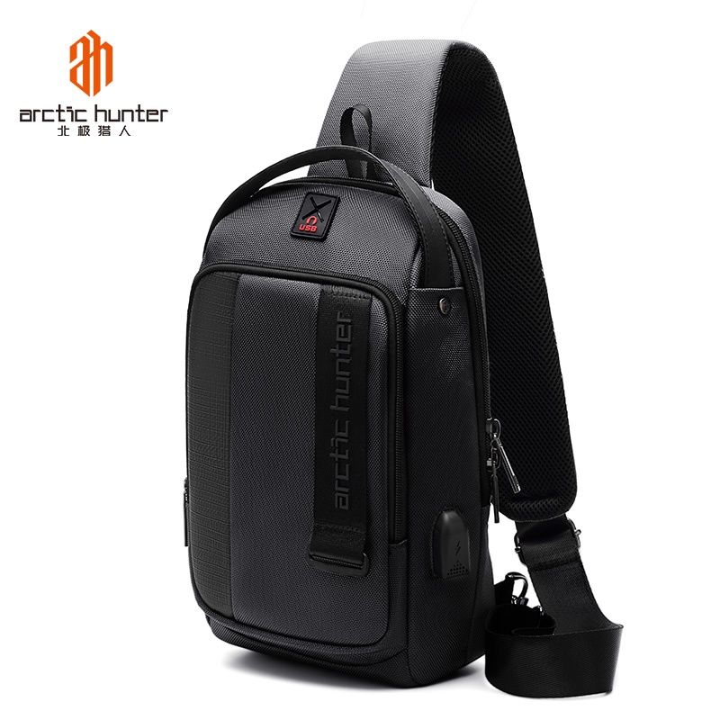 Tas Selempang Arctic Hunter XB00100 Sling Shoulder Chest Bag Pria USB