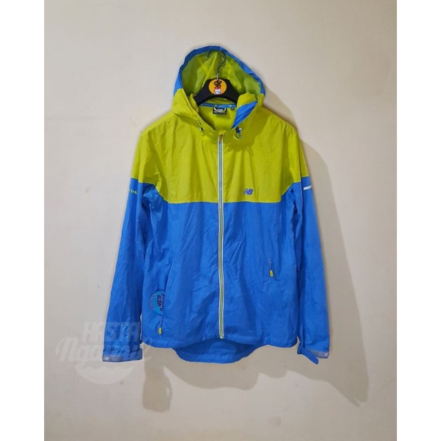 Jaket Running NEW BALANCE MERRELL MARMOT size S-L Hoodie Outdoor Gunung Windbreaker second