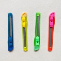 

Albama - Cutter Murah / Pisau Kecil / Alat Potong Mini / Pemotong Cutter Mini / Cutter Kecil