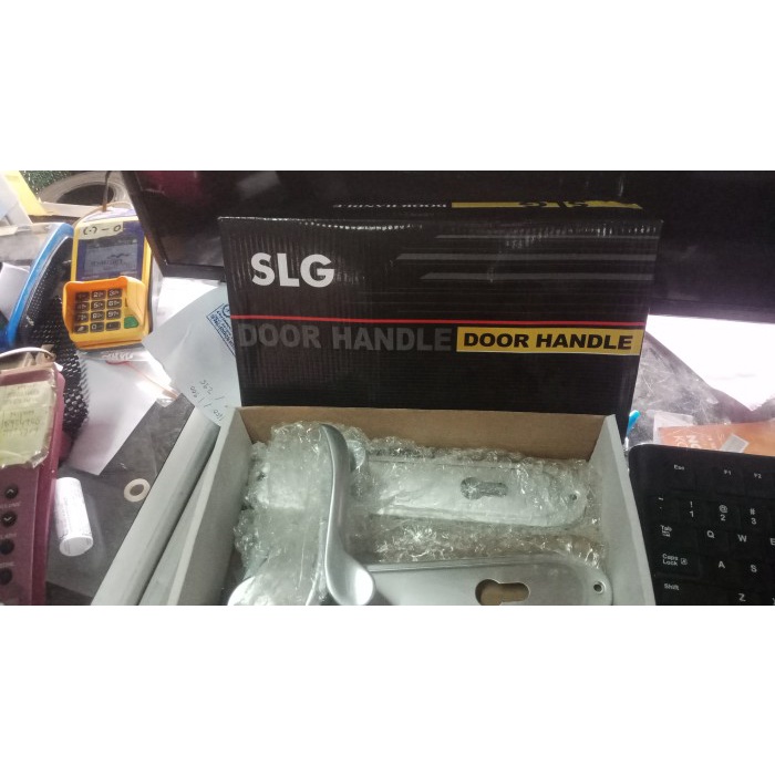 GAGANG PINTU SLG HANDLE WHITE/PUTIH COLOR
