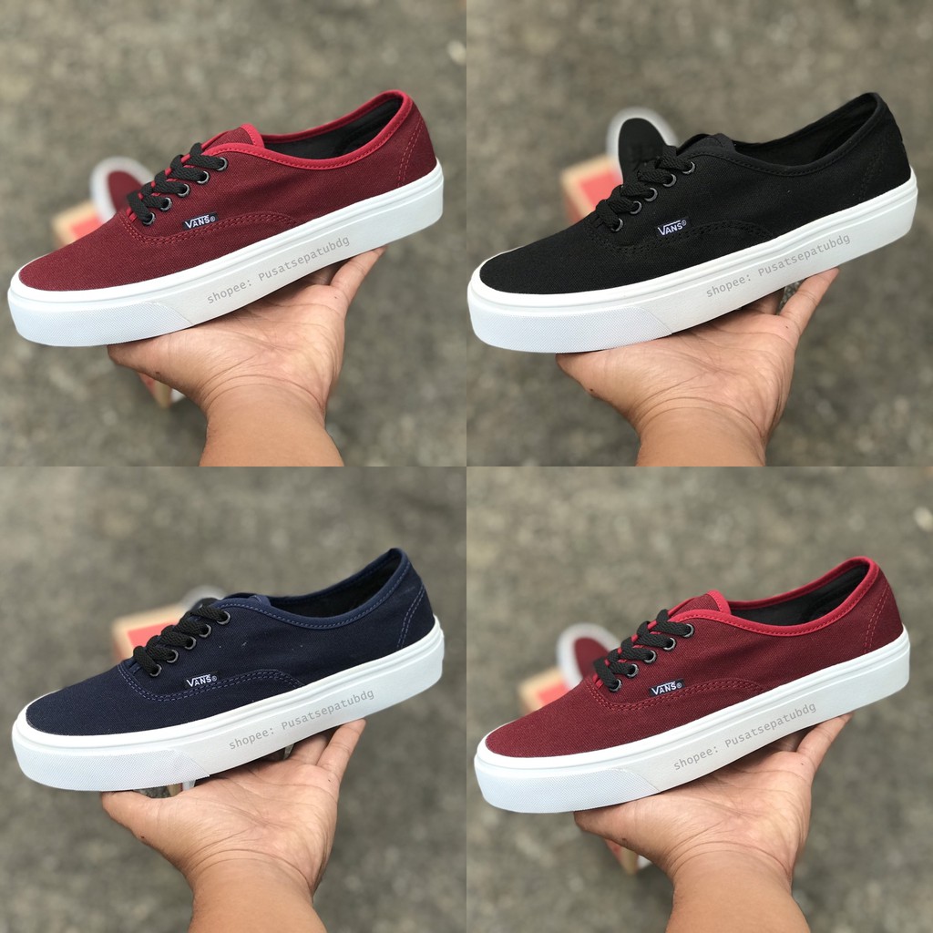 VANS AUTHENTIC MONO BLACK WHITE WAFFLE DT