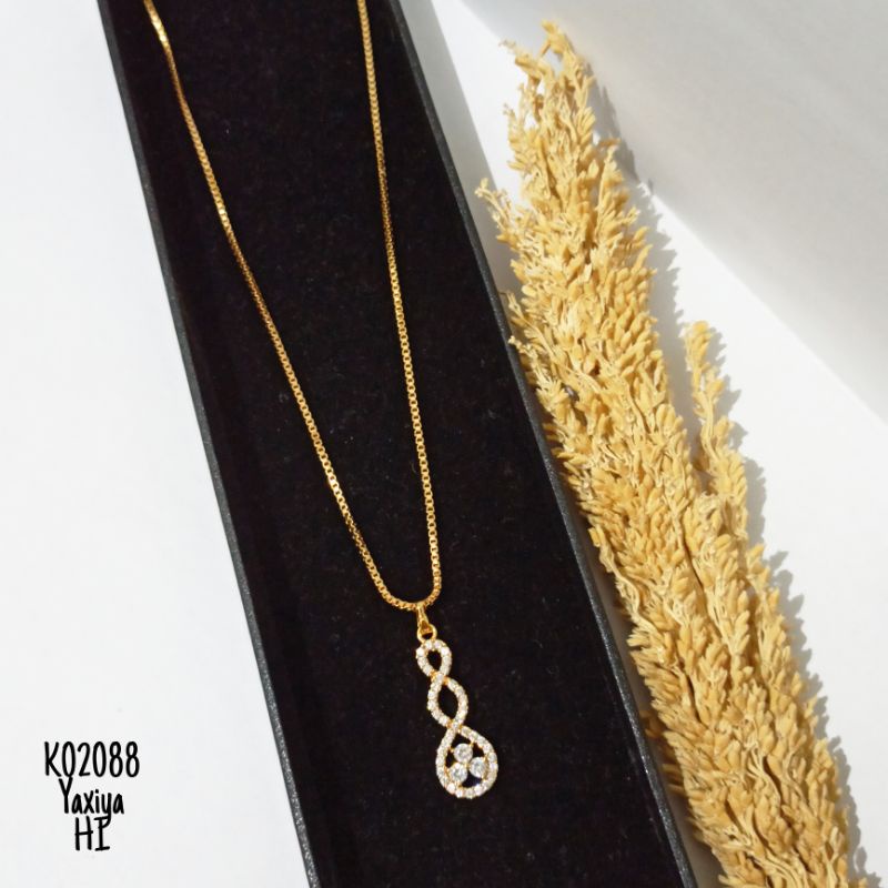 Kalung Yaxiya Bunga Zircon Gold K02088