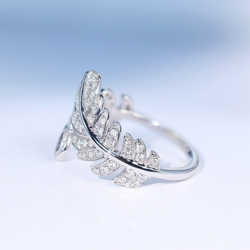 Cincin 925 Silver Cubic Zirconia Bentuk Sayap Malaikat Dapat Disesuaikan Untuk Wanita