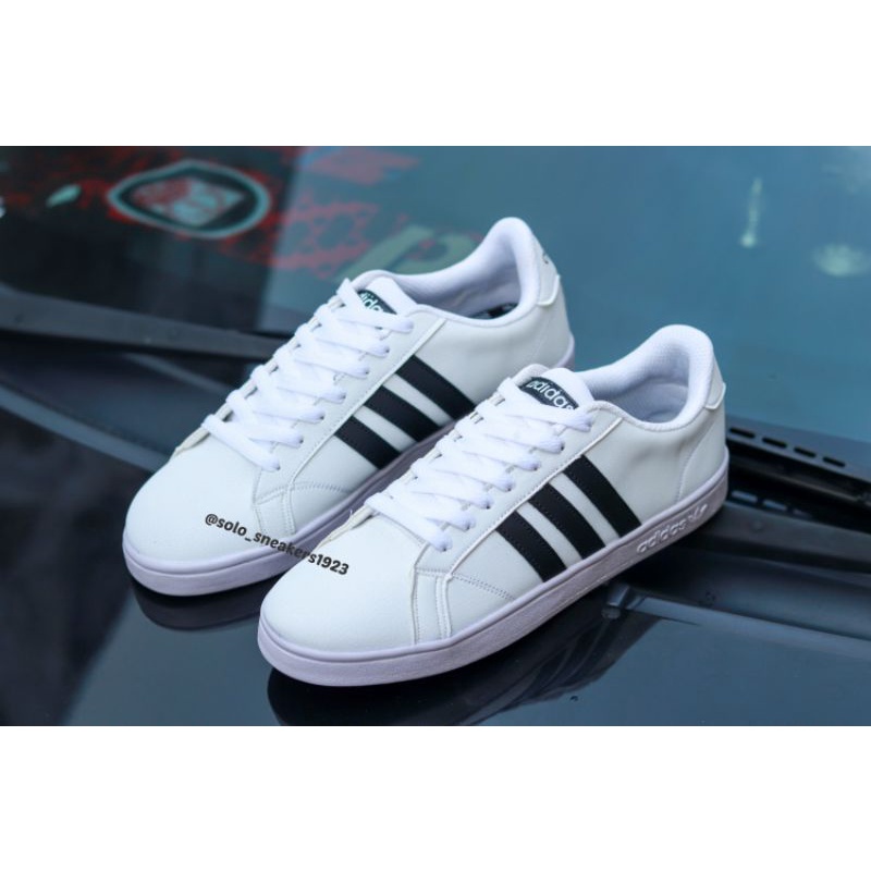 TERLARIS SEPATU SNEAKERS KASUAL Adidas Spezial / Munchen / Samba / Hamburg MURAH Bayar Di Tempat-Baseline White Black