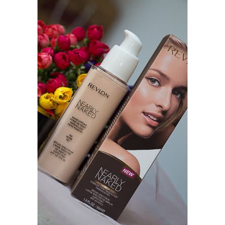 Foundation Revlon - Revlon Nearly Naked Foundation