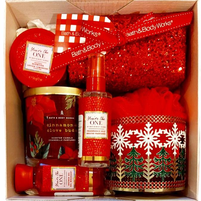 

CHRISTMAS NEW YEAR BBW GIFT SET HAMPERS PAKET NATAL TAHUN BARU 12/50 DF161DSD